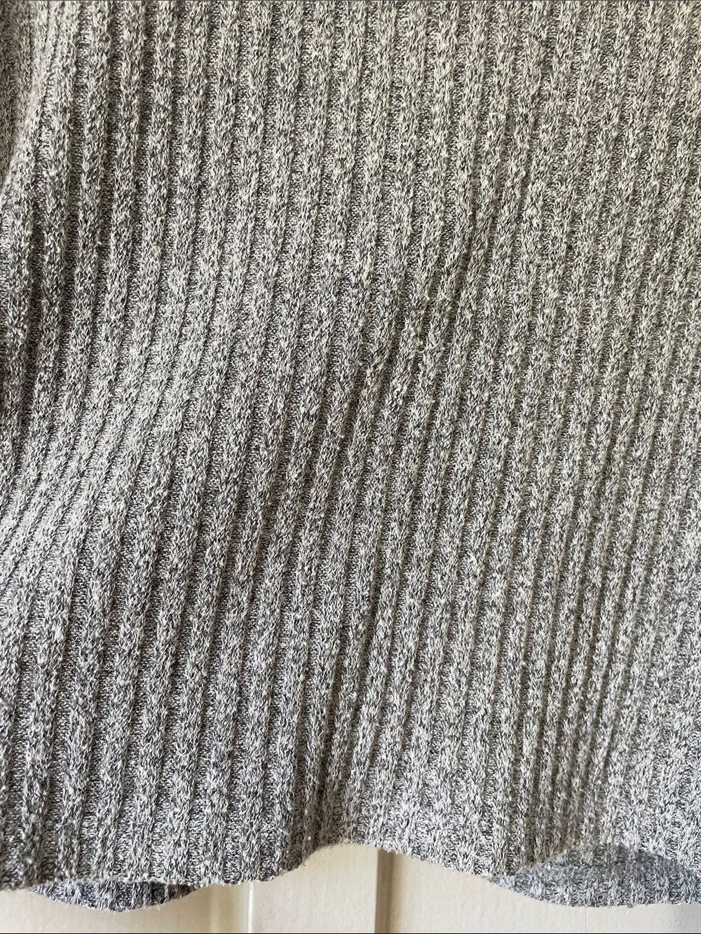 Wilfred free grey long sleeve slight crop fit - Picture 3 of 7